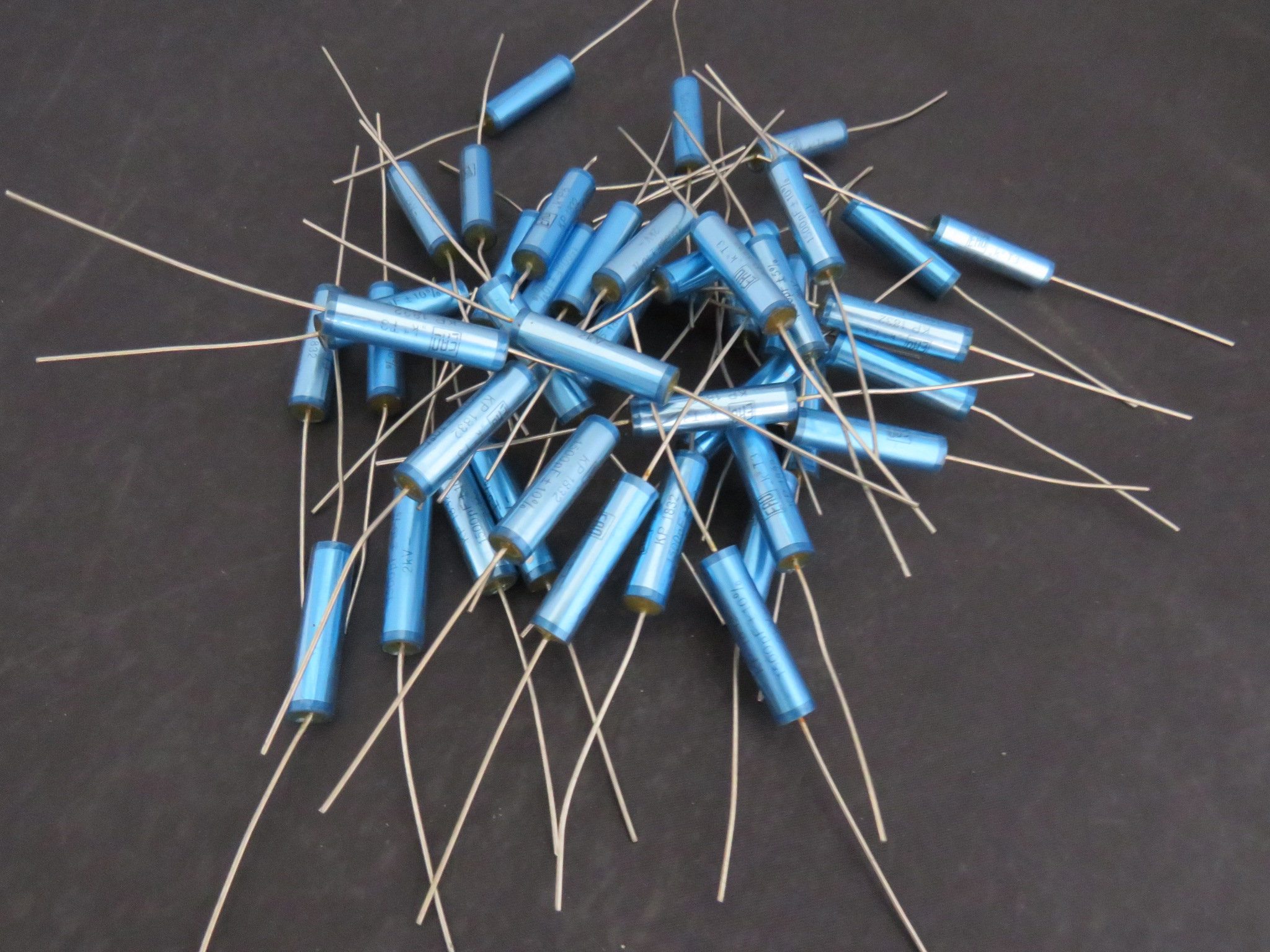MKP183233NF5%1,5KVAXIAL