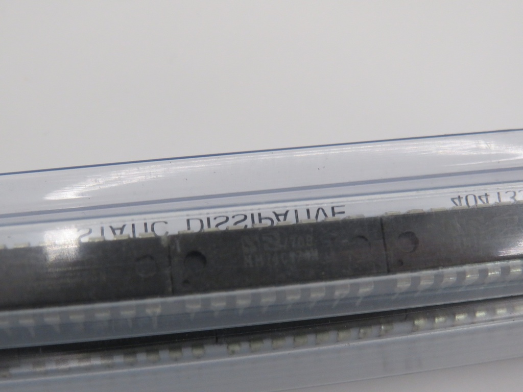 MM74C174N