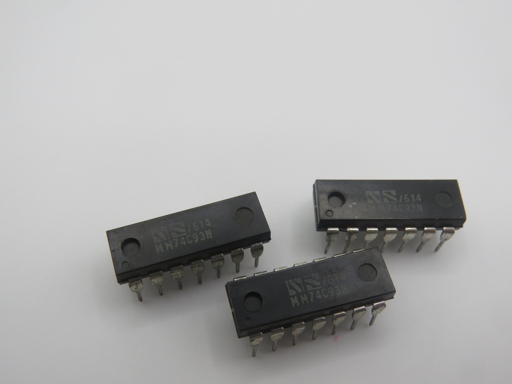 MM7493N