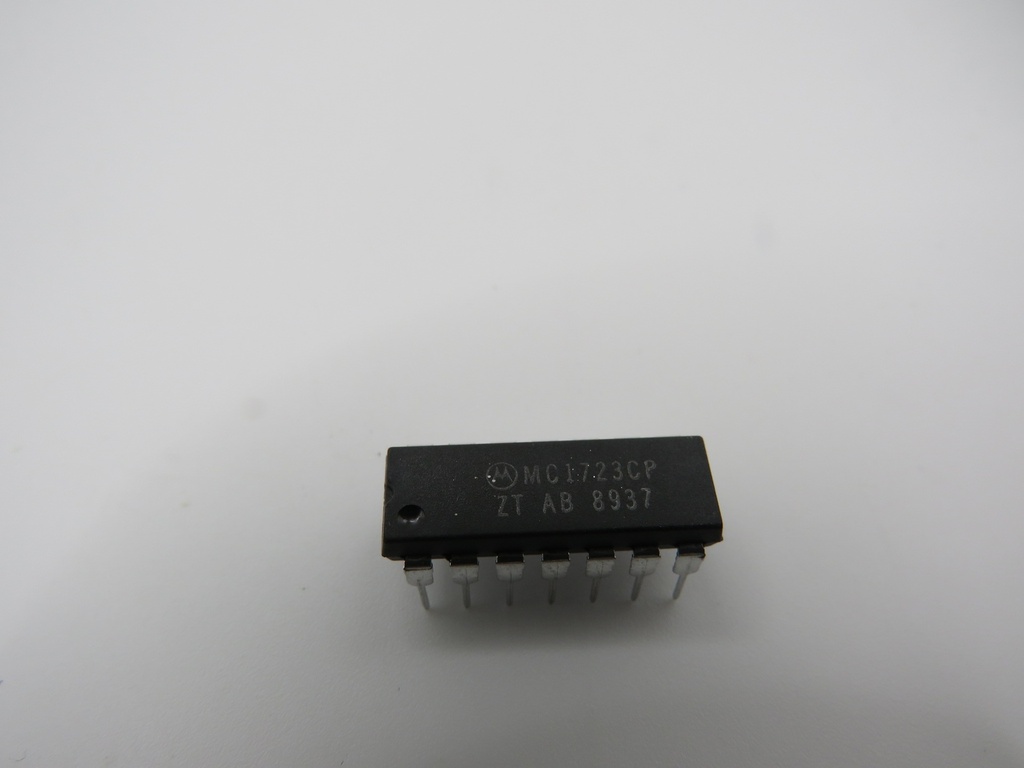 MC1723CP