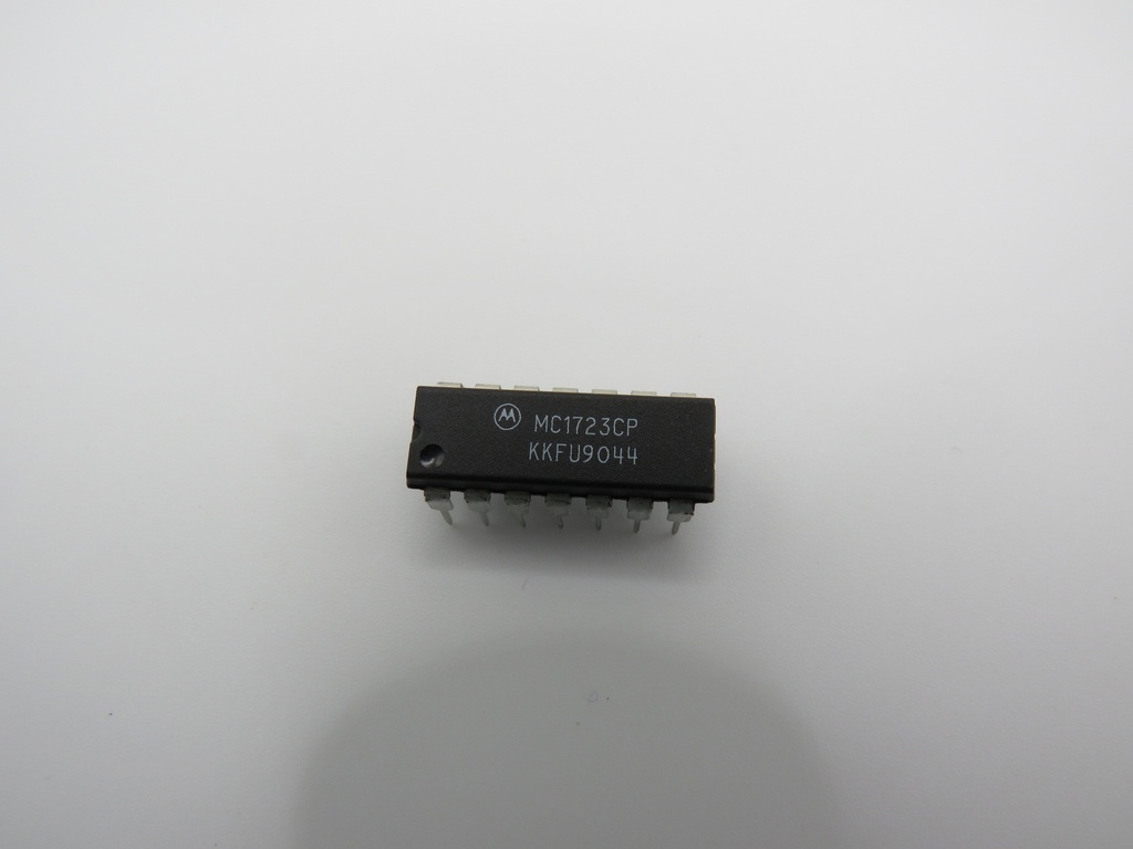MC1723CP