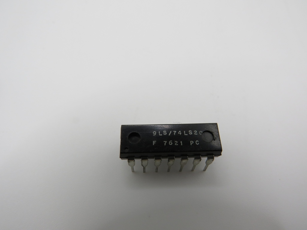 74CS20PC