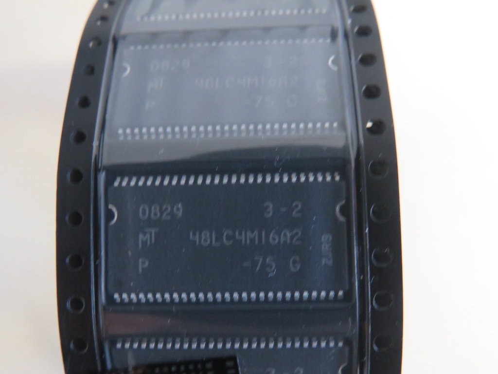 MT48LC4M16A2-75G