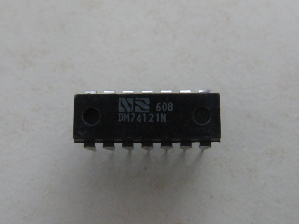 DM74121N