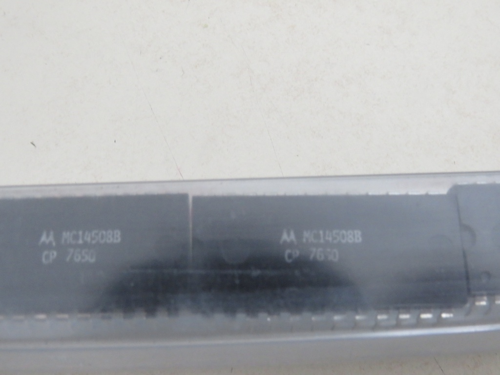 MC14308B