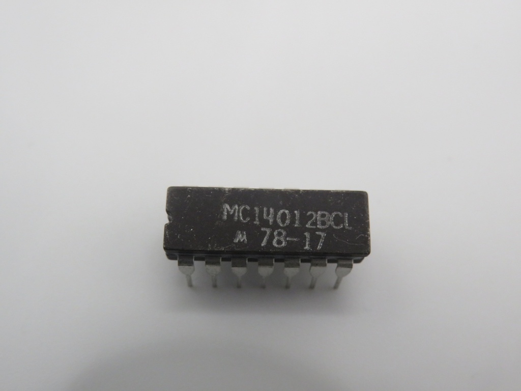 MC14012BCL