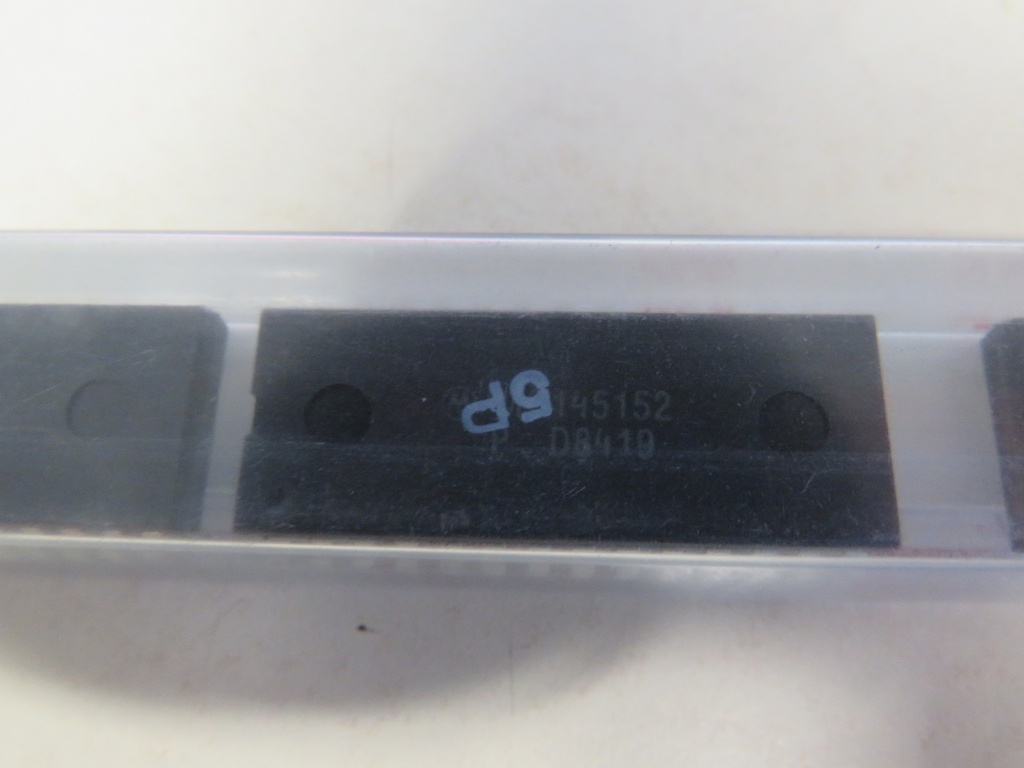 MC145152L